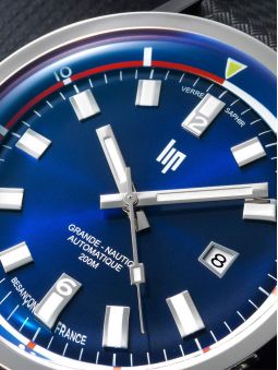 Détail de la montre homme LIP Grande Nautic-Ski automatique 671521
