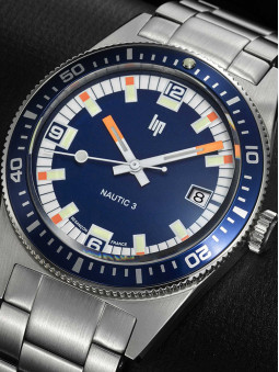 Montre homme LIP Nautic 3 automatique 671853 - Montre de plongée étanche avec cadran bleu