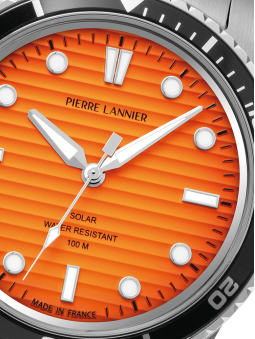 Montre homme solaire Pierre Lannier cadran orange 244H151 - vue rapprochée