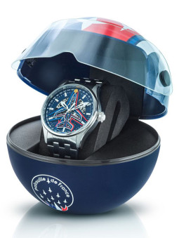Coffret casque Patrouille de France montre automatique tout acier 688911 - Vue dans le casque