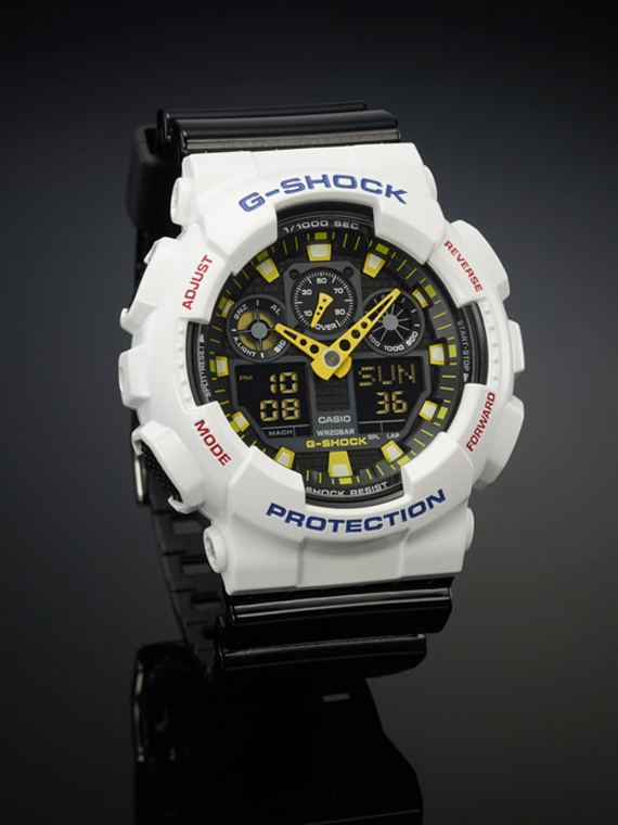 G-Shock noir et blanc